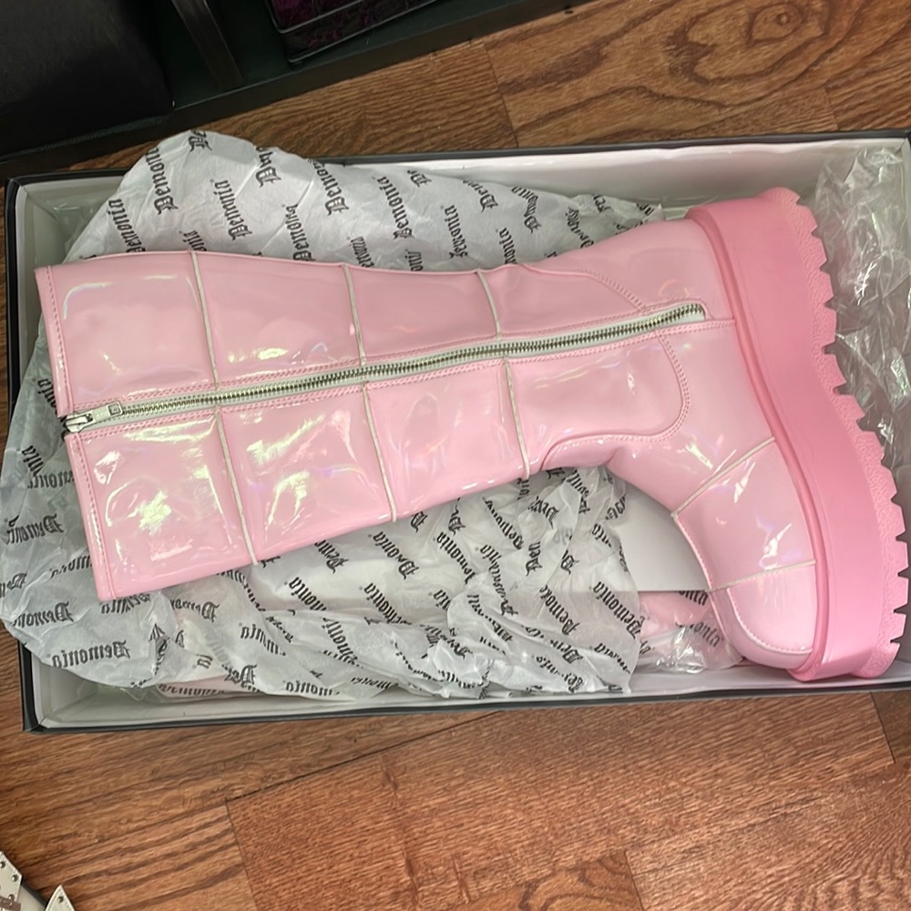 New in box Demonia platform boots